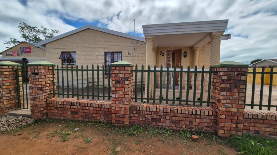 To Let 4 Bedroom Property for Rent in Queenstown Central Eastern Cape